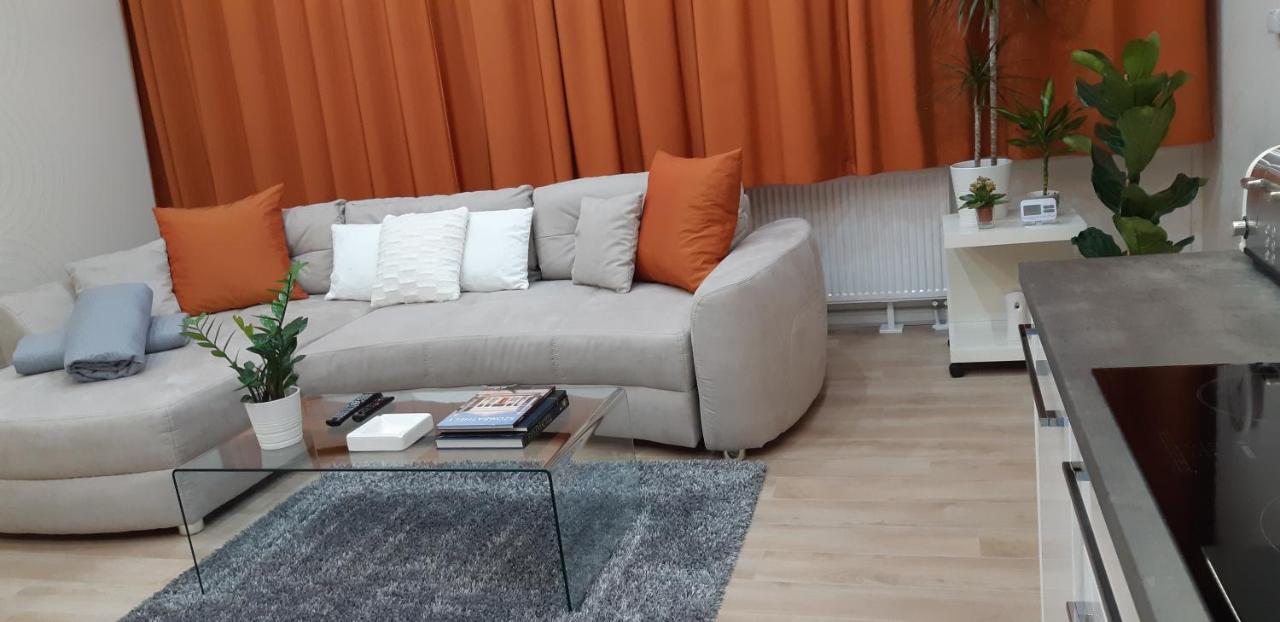 Modern, Quiet & Cozy Apartment In The Middle Of Downtown Near Danube At Fashion Street Budapesta Exterior foto