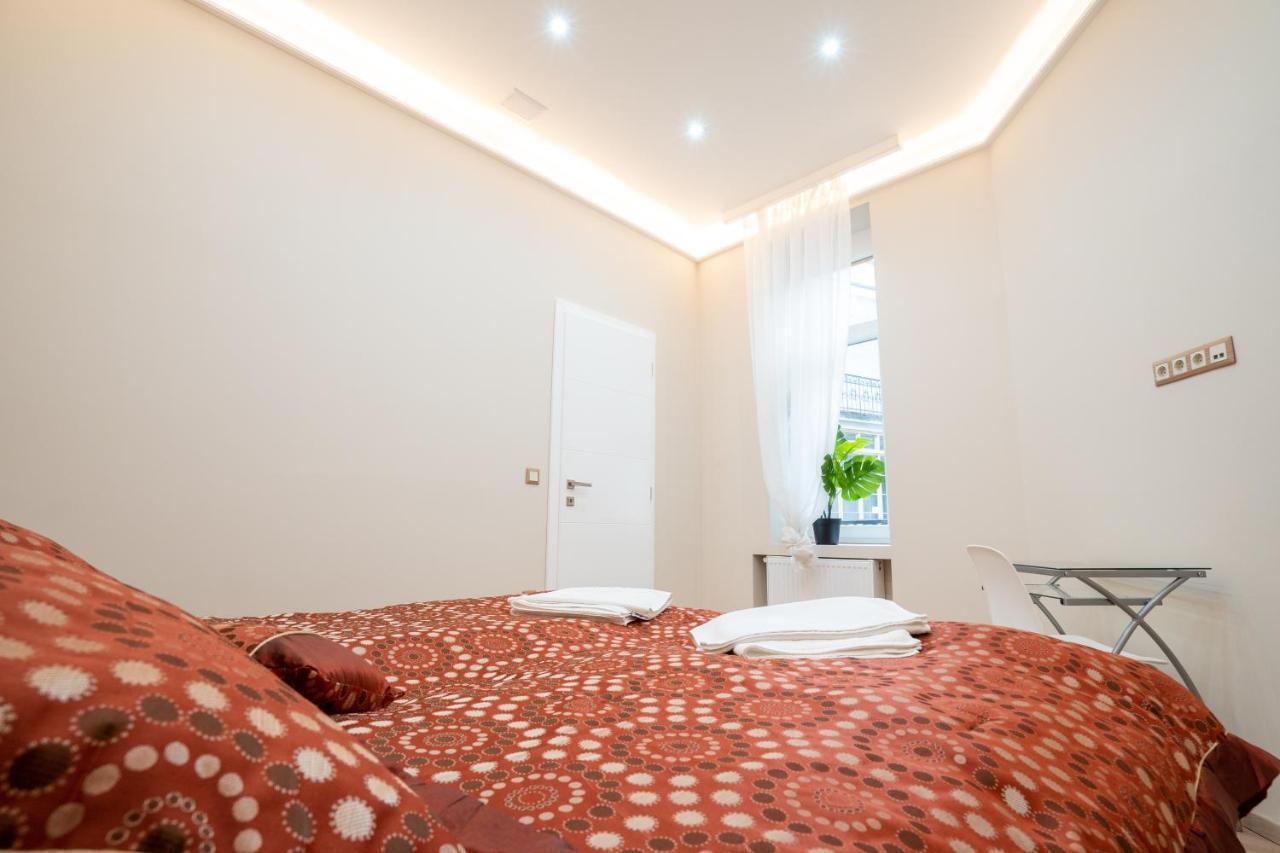 Modern, Quiet & Cozy Apartment In The Middle Of Downtown Near Danube At Fashion Street Budapesta Exterior foto